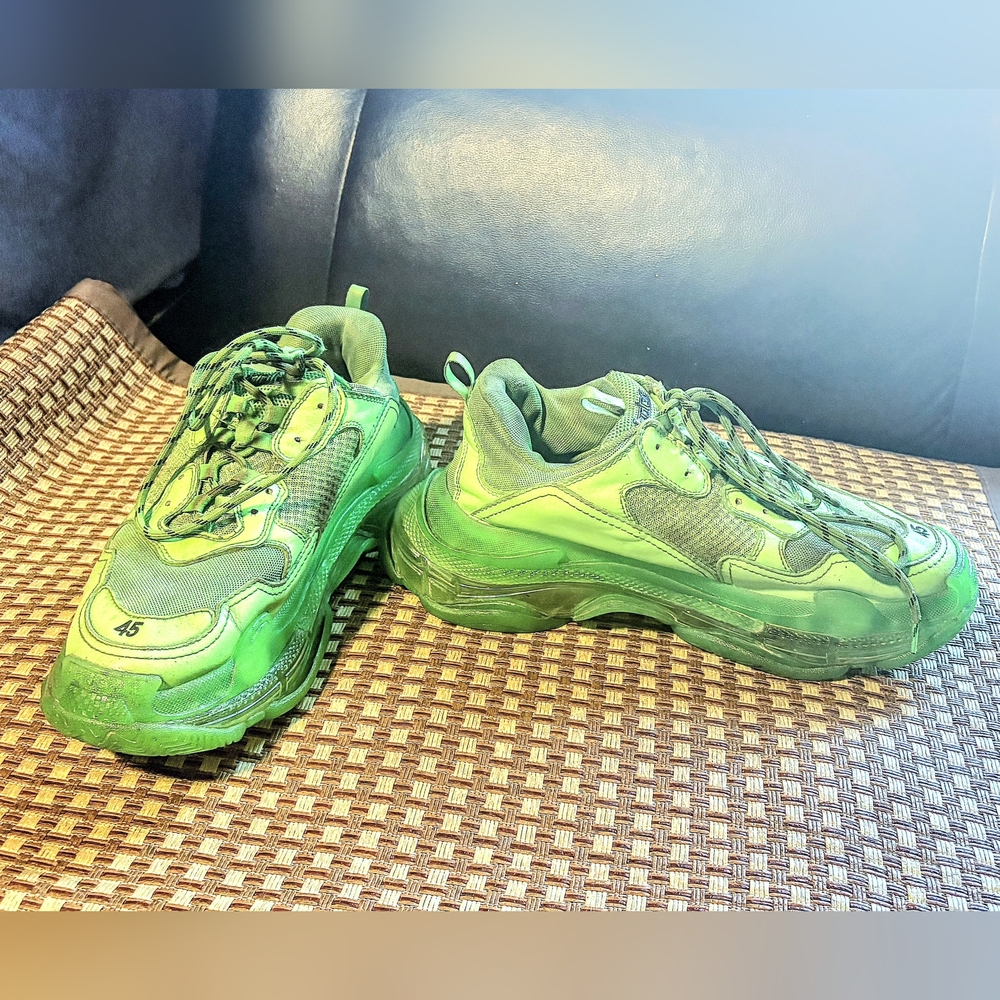 Balenciaga Triple S ‘Neon Green, Clear Sole’ 45